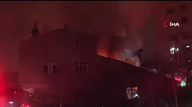 Ümraniye’de gece yarısı korku! Alevler çatıyı sardı
