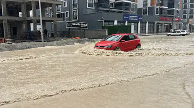 Edirne’yi sağanak vurdu: Bodrum katları su altında!
