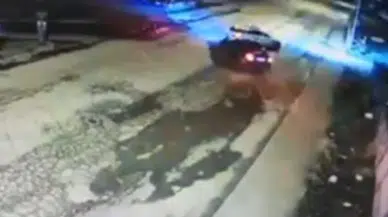 Polisten kaçtı, kazaya karıştı: Dur ihtarına uymayan alkollü sürücü yakayı ele verdi!