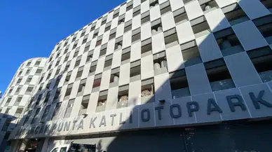 İzmir’de otopark ücretlerine rekor zam... Kısa süreli park bile cep yakıyor!