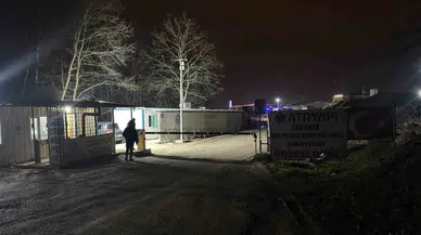 Sakarya'da peş peşe yangın paniği: Hastaneden alevler yükseldi, işçiler dumandan etkilendi!