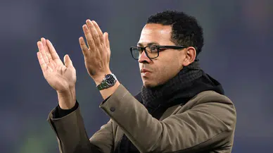 Chelsea’de Rosenior dönemi başladı: 2032 imzası, hedefler yeniden şekillendi