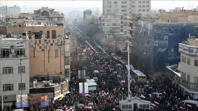 İran’da kaos derinleşiyor...Sokak olaylarında ölü sayısı 6 bin 563’e çıktı!