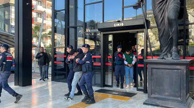 Alanya’da polise motosikletle saldırıp o anları paylaştılar... Yakayı ele verdiler!