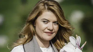 Şebnem Özinal biyografisi: Aslen nereli, kaç yaşında, boyu kaç, eşi ve kızı kim, hangi dizilerde rol aldı? Miss Turkey’den Dormen Tiyatrosu’na