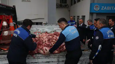 Vatandaşı zehirleyeceklerdi... Mersin’de 500 kilo kokmuş et yakalandı!