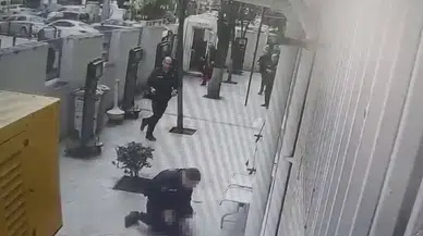 Polisle boğuştu, silahı alıp tetiği çekti... Karakolda akılalmaz anlar!