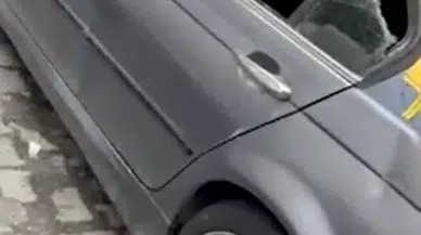 Boşanma kavgası felakete dönüştü! Öfke krizi aracı paramparça etti