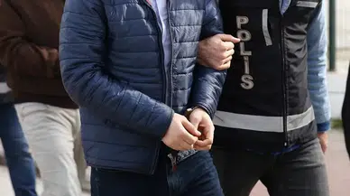 Apartmanda sessizlik kavgası kan gölüne döndü: 16 yaşındaki çocuk canıyla pençeleşiyor!