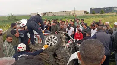 Akçakale yolunda feci çarpışma: 15 ve 17 yaşındaki genç fidanlar hayattan koparıldı!