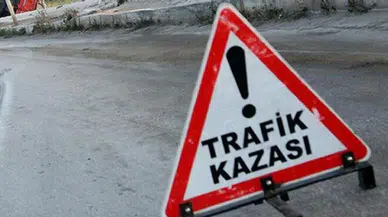Burdur'da korkunç kaza: Otobüs ve otomobil çarpıştı, ortalık savaş alanına döndü!