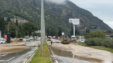 Aydın'da yollar göle döndü!