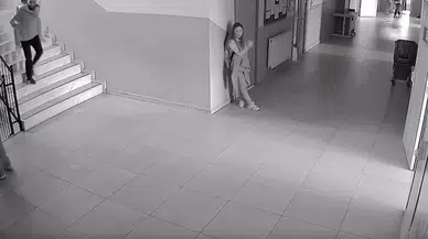 Bursa’da kalpleri ısıtan görüntü! Engelli öğrencisi için engel tanımadı