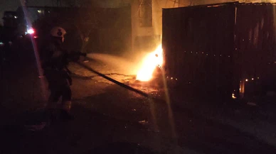 O evde yaşananlar dumanla göğe yükseldi... Alevlere teslim oldu, geriye külleri kaldı!