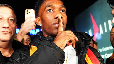 Havalimanında büyük karşılama: Galatasaray’ın yeni yıldızı Asprilla İstanbul'a geldi