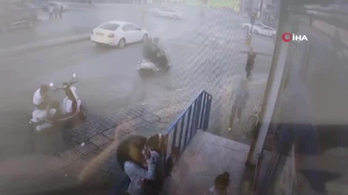 İki masum çocuk, bir market dolusu şiddet! Çocukların linç anlarını güvenlik kamerası kaydetti