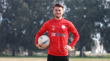 Gökay Iravul'dan dikkat çeken sözler: 'Kariyerimi Aykut Kocaman'a borçluyum'