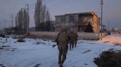 3 aylık takip sonuç verdi: Iğdır’da 15 adrese baskın!