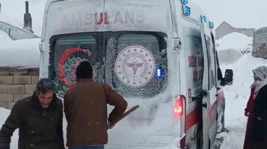 Ağrı’da karla kaplı köyde umut seferberliği... Küçük Sinan için ekipler zamanla yarıştı!