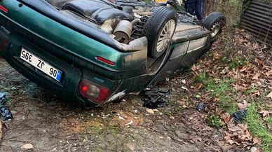 Bir anlık kontrol kaybı can aldı: Karabük-Yenice yolunda araç takla attı!