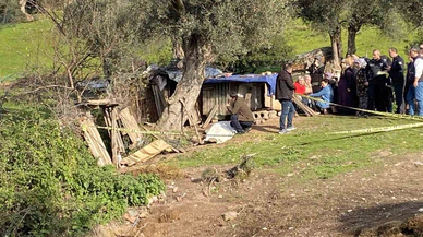Kocaeli’de tavuklarına yem vermeye giden kadın bahçede fenalaştı! oğlu başında ağladı