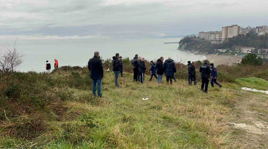3 gündür kayıp olan kadının eşyaları deniz kenarında bulundu