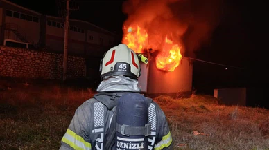 Trafo alev aldı! Denizli'de felaketin eşiğinden dönüldü