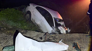 Edirne’de şarampole düşen araçtan acı haber... Kurtulan olmadı!