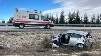 Karaman’da feci savruluş! 40 metre sürüklendi, şarampole inişi sert oldu...