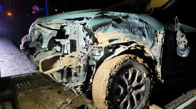 Hurdaya dönen araçlar, yaralanan hayatlar... Siirt'te feci çarpışma!