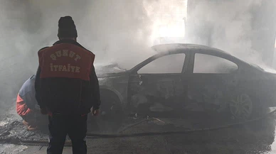 Afyon'da facianın eşiğinden dönüldü! Köy ortasında otomobil küle döndü