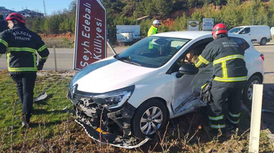Bilecik’te demir yığınına döndüler... 3 kişi canını zor kurtardı!
