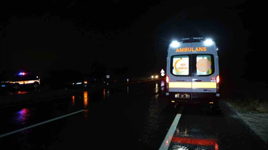 Direksiyon kaydı, suya girdi, refüje uçtu... Nevşehir'de yağmur tuzak kurdu!