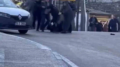 Bursa'da trafik değil, yumruklar aktı... Sürücüler caddeyi ringe çevirdi!