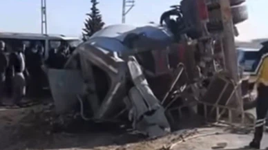 Gaziantep’te korkunç çarpışma... Beton mikseri karşı şeride savruldu, facia kaçınılmaz oldu!