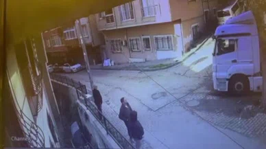 Demir korkuluklar felaketi önledi! Kağıthane’de kamyon sürücüsünü böyle savurdu