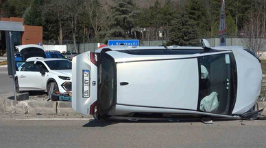 İki araç kafa kafaya geldi! Kırıkkale’de korkutan kaza