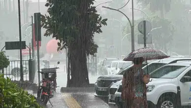 İçişleri Bakanlığı o iki şehri uyardı! Yağmur fena geliyor