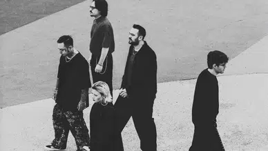 Makbet ve Mavi Gri'den yürek burkan şarkı: 'Yazık Olur' yayında!