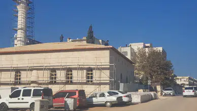 Depremde hasar gören Dervişiye Camisi yeniden ibadete hazırlanıyor!