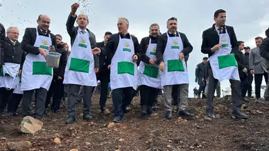 Harmancık’ta felaketin izleri siliniyor: Milyonlarca fidan toprakla buluşuyor