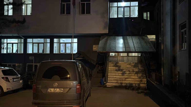 Arkadaşlarına 'bıçaklandım' dedi gerçek bambaşka çıktı