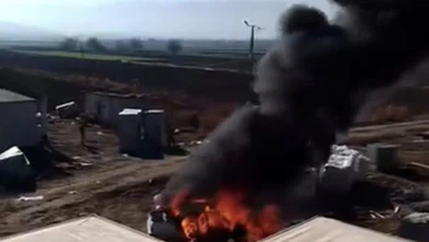 Bir anda alev aldı: Park halindeki araç kullanılamaz hale geldi!