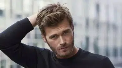 Kıvanç Tatlıtuğ'u Bir de Böyle Görün! Yapay Zeka Farklı Ülkelerdeki Halini Canlandırdı