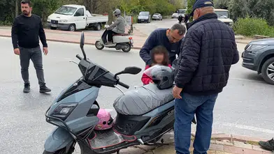 Antalya’da kaza anı yürek burktu! Küçük kız babasına olayı gözyaşlarıyla anlattı