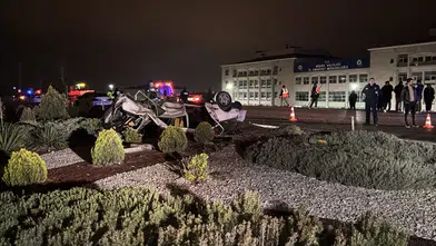 Niğde'de feci kaza! Otomobiller metal yığınına döndü
