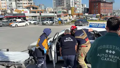 Başkentte korkunç kaza! Eğitim aracıyla otomobil kafa kafaya çarpıştı