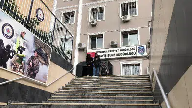 7 yaşındaki kızıyla hırsızlığa gitti... İstanbul'da 2 milyonluk vurgun!