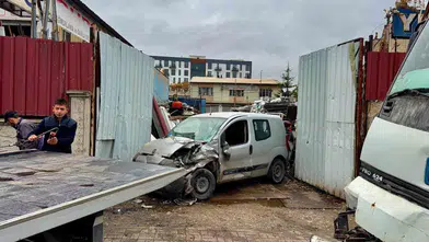 Afyonkarahisar'da vinç hafif ticari araca çarptı: 1 yaralı
