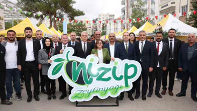 Nizip'te asırlık kutlama: Zeytin festivalinde dev projeler açıklandı
